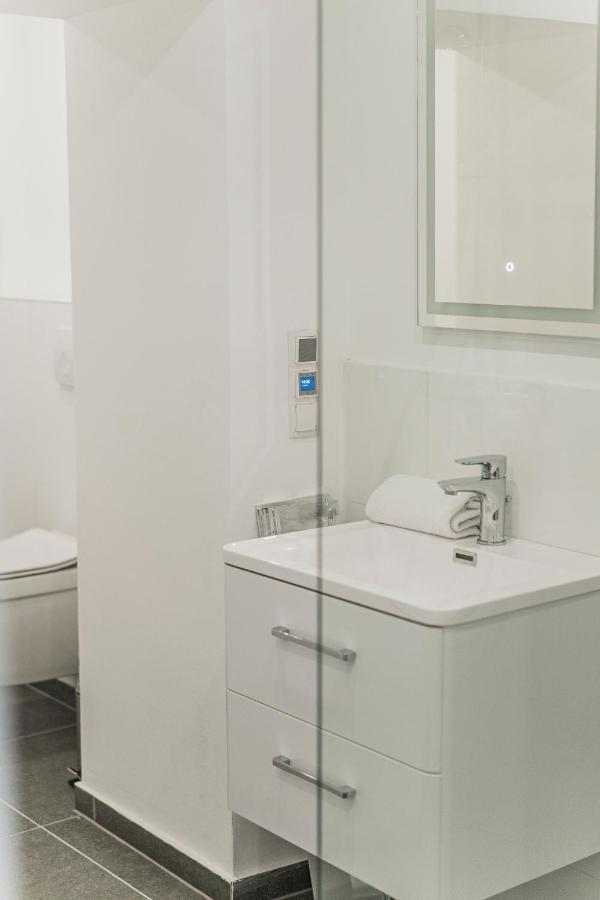 Easy Flat Campus Appartement Wenen Buitenkant foto